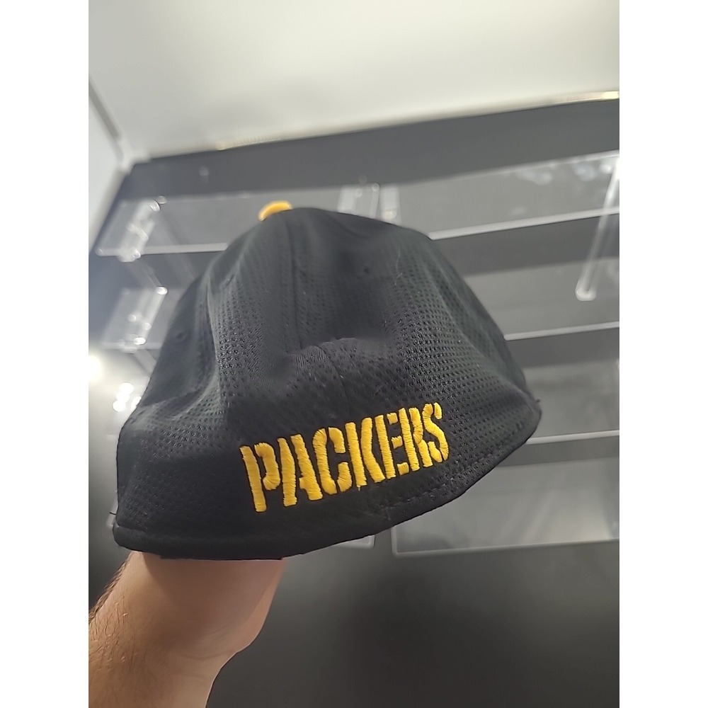 Green Bay‎ Packers NEW ERA 39THIRTY Small Medium Cap Hat Black Mesh Fitted Gold - Picture 4 of 8
